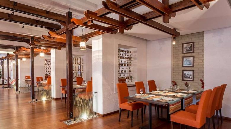 <b>Ramada Bucharest Parc Restaurant</b>. Images powered by <a href="https://iceportal.shijigroup.com/" title="IcePortal" target="_blank">IcePortal</a>.