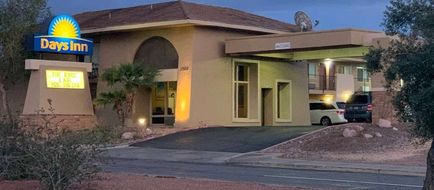 Days Inn by Wyndham, Lake Havasu Exterior