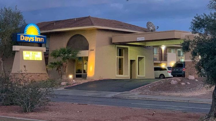Days Inn by Wyndham, Lake Havasu Exterior