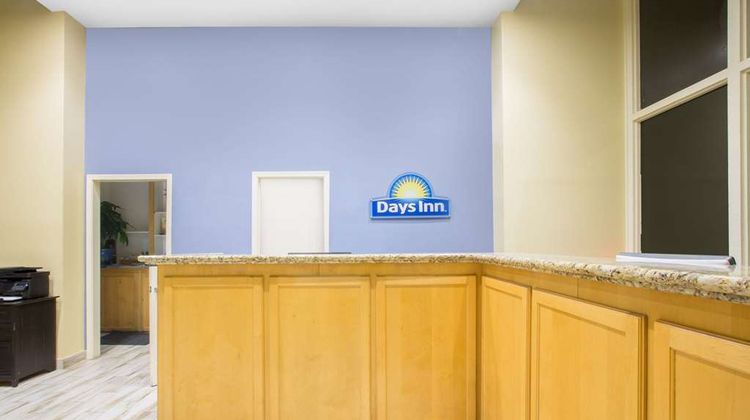 Days Inn by Wyndham, Lake Havasu Lobby
