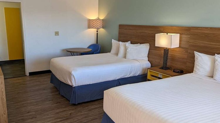 Days Inn by Wyndham, Lake Havasu Room