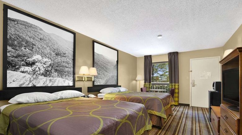 <b>Super 8 Oxford Room</b>. Images powered by <a href="https://iceportal.shijigroup.com/" title="IcePortal" target="_blank">IcePortal</a>.
