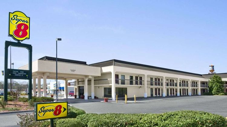 Super 8 Oxford Exterior