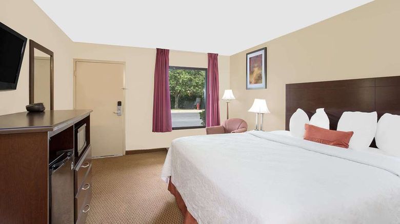 <b>Baymont Inn & Suites Greenville Room</b>. Images powered by <a href="https://iceportal.shijigroup.com/" title="IcePortal" target="_blank">IcePortal</a>.