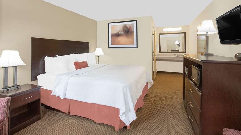 <b>Baymont Inn & Suites Greenville Room</b>. Images powered by <a href="https://iceportal.shijigroup.com/" title="IcePortal" target="_blank">IcePortal</a>.