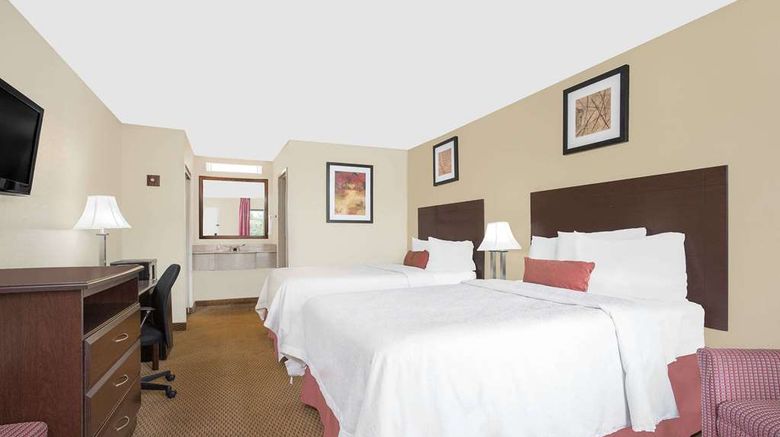 <b>Baymont Inn & Suites Greenville Room</b>. Images powered by <a href="https://iceportal.shijigroup.com/" title="IcePortal" target="_blank">IcePortal</a>.