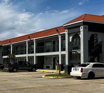 Super 8 Slidell Exterior