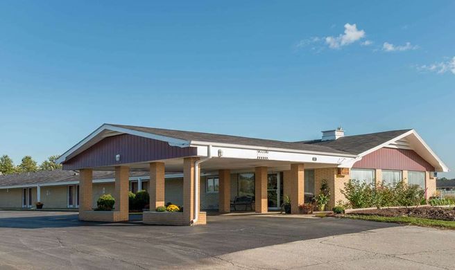 Knights Inn Kirksville Exterior