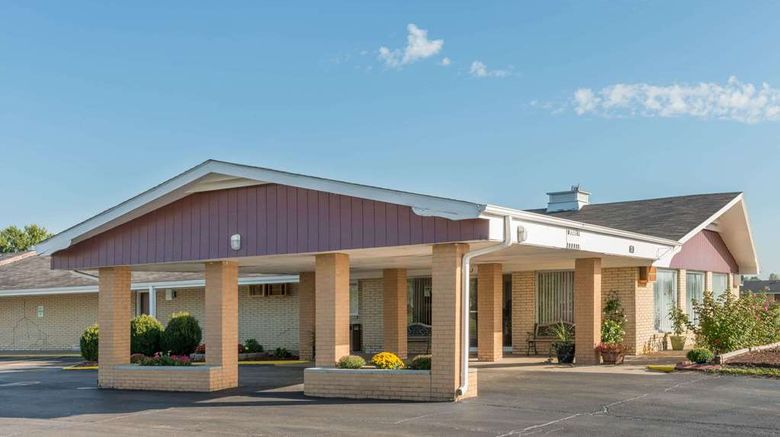 <b>Knights Inn Kirksville Exterior</b>. Images powered by <a href="https://iceportal.shijigroup.com/" title="IcePortal" target="_blank">IcePortal</a>.
