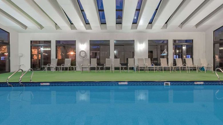 <b>Travelodge Hershey Pool</b>. Images powered by <a href="https://iceportal.shijigroup.com/" title="IcePortal" target="_blank">IcePortal</a>.