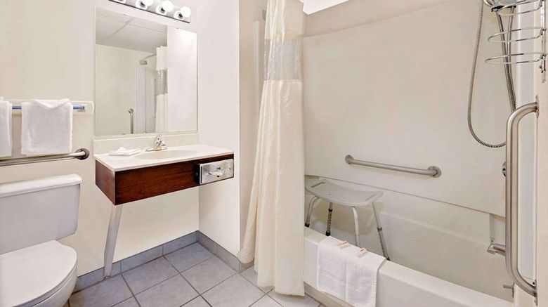 <b>Super 8 Keystone/Mt. Rushmore Room</b>. Images powered by <a href="https://iceportal.shijigroup.com/" title="IcePortal" target="_blank">IcePortal</a>.
