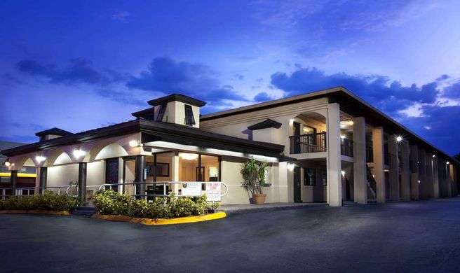 Knights Inn Orlando Exterior