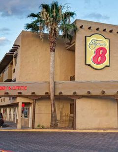 Super 8 North Strip/Fremont Street Area