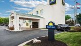 <b>Days Inn Blue Springs Exterior</b>. Images powered by <a href="https://iceportal.shijigroup.com/" title="IcePortal" target="_blank">IcePortal</a>.