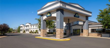 Days Inn Chino Valley Exterior