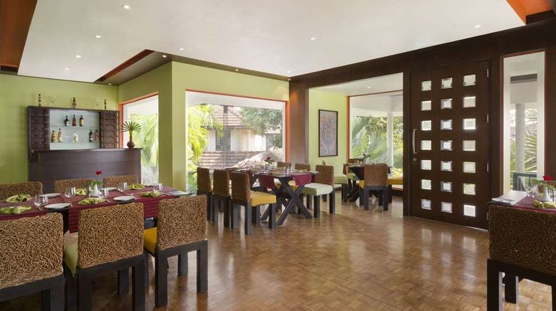 <b>Ramada Resort Cochin Restaurant</b>. Images powered by <a href="https://iceportal.shijigroup.com/" title="IcePortal" target="_blank">IcePortal</a>.