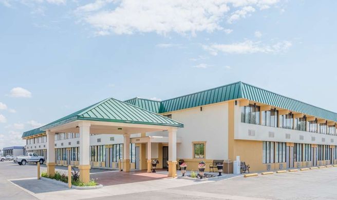 Howard Johnson Inn, Gillette Exterior