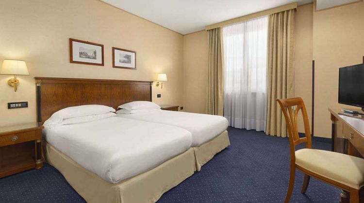 Ramada Naples Room