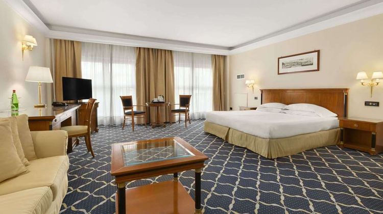 Ramada Naples Suite