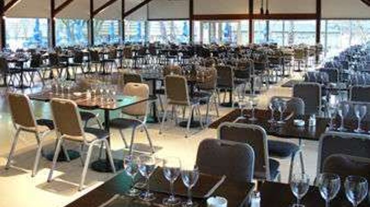 Howard Johnson Hotel & Marinas Resort Meeting