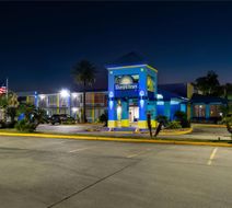 Days Inn Lafayette/Airport Exterior