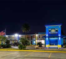 Days Inn Lafayette/Airport Exterior