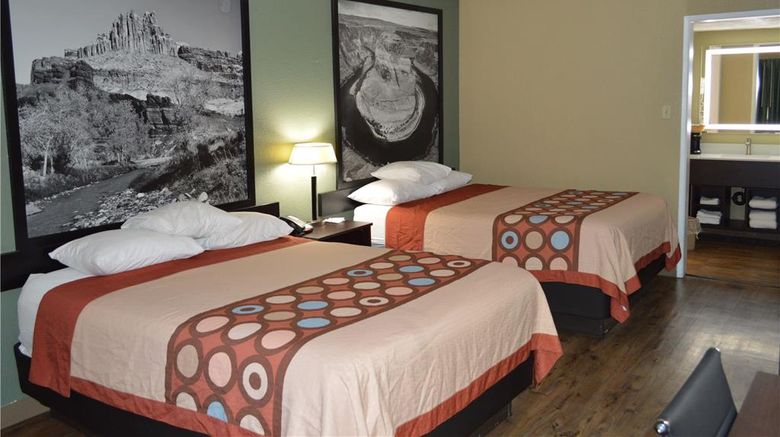 <b>Super 8 by Wyndham St. George UT Room</b>. Images powered by <a href="https://iceportal.shijigroup.com/" title="IcePortal" target="_blank">IcePortal</a>.