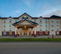 Days Inn Dawson Creek Exterior