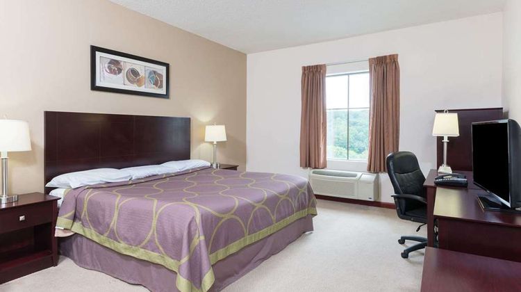 Super 8 Beaver Falls Room