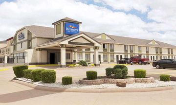 Baymont Inn & Suites Oklahoma City Arpt