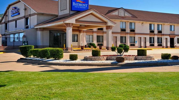 Baymont Inn & Suites Oklahoma City Arpt Exterior