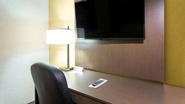 Days Inn by Wyndham Fallsview Room