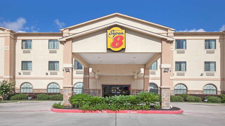 Super 8 IAH West/Greenspoint Exterior. Images powered by <a href="https://iceportal.shijigroup.com" target="_blank" rel="noopener">Ice Portal</a>.