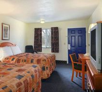 Days Inn KU Lawrence Room