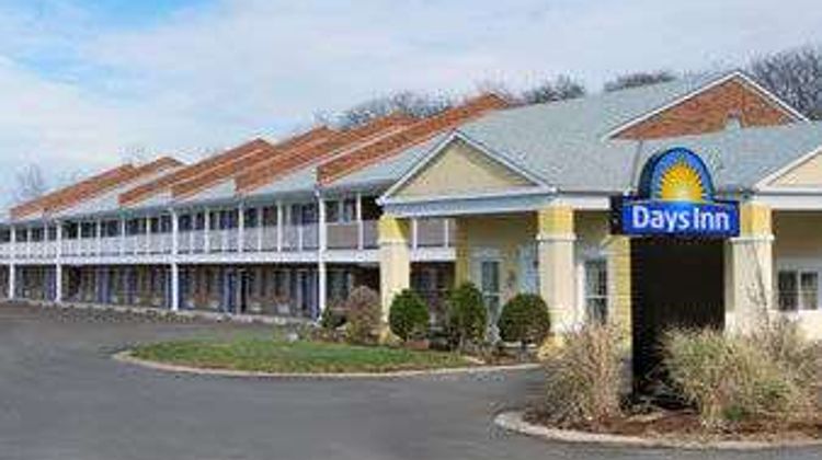Days Inn KU Lawrence Exterior