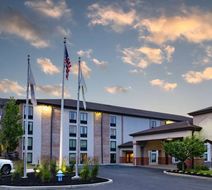 Super 8 Mount Laurel Exterior