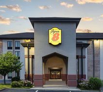 Super 8 Mount Laurel Exterior