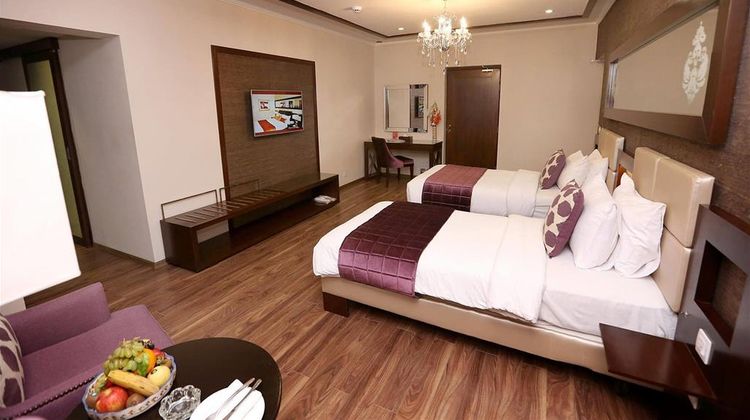 Ramada Multan Room