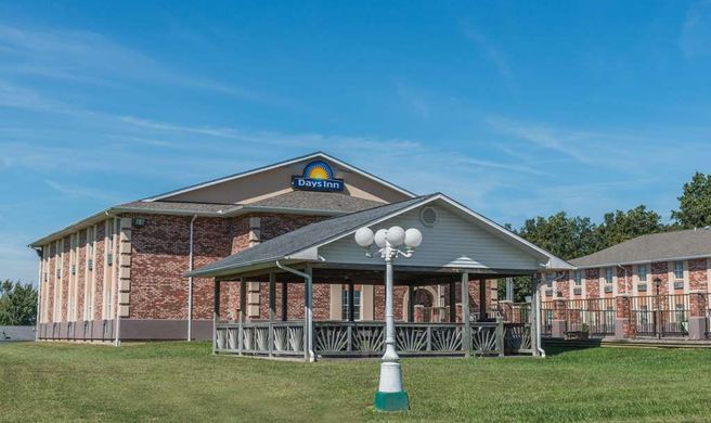 Days Inn Perryville Exterior