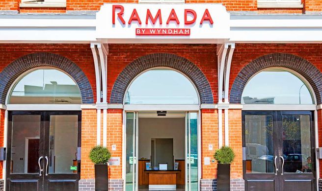 Ramada Encore Belfast City Centre Exterior