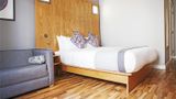 Ramada Encore Belfast City Centre Room