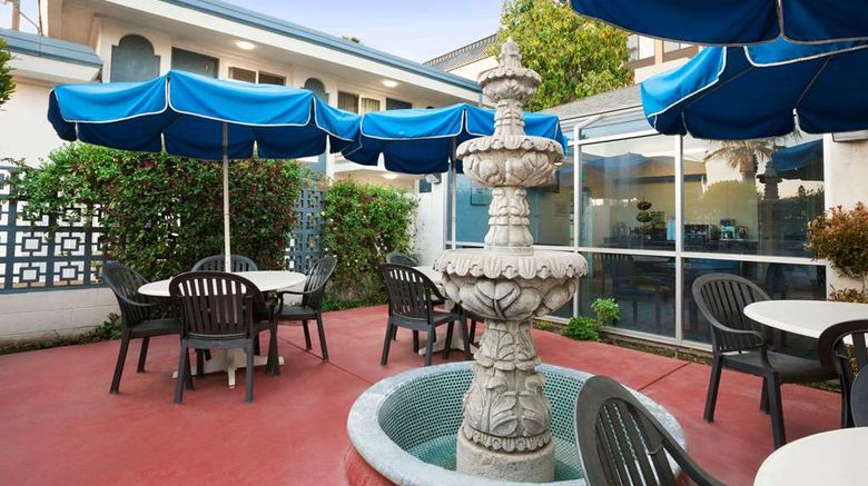 <b>Travelodge Bakersfield Restaurant</b>. Images powered by <a href="https://iceportal.shijigroup.com/" title="IcePortal" target="_blank">IcePortal</a>.