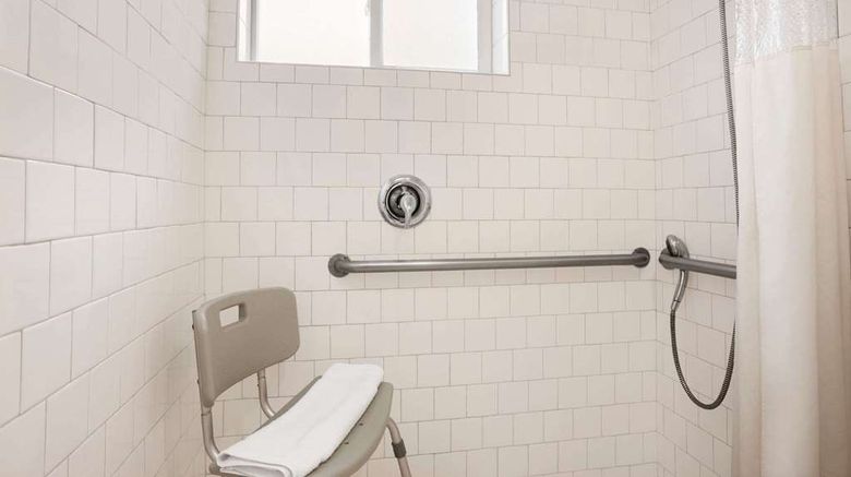 <b>Travelodge Bakersfield Room</b>. Images powered by <a href="https://iceportal.shijigroup.com/" title="IcePortal" target="_blank">IcePortal</a>.