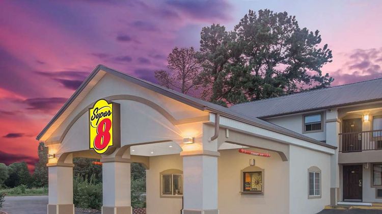 Super 8 Idabel Exterior