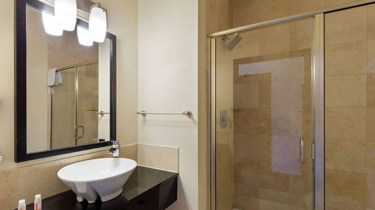 Days Inn & Suites Milwaukee Room