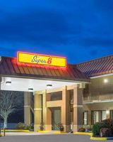 Super 8 Knoxville North/Powell