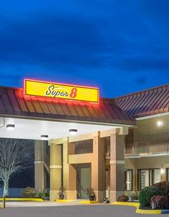 Super 8 Knoxville North/Powell