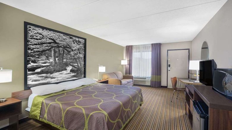 <b>Super 8 Knoxville North/Powell Suite</b>. Images powered by <a href="https://iceportal.shijigroup.com/" title="IcePortal" target="_blank">IcePortal</a>.