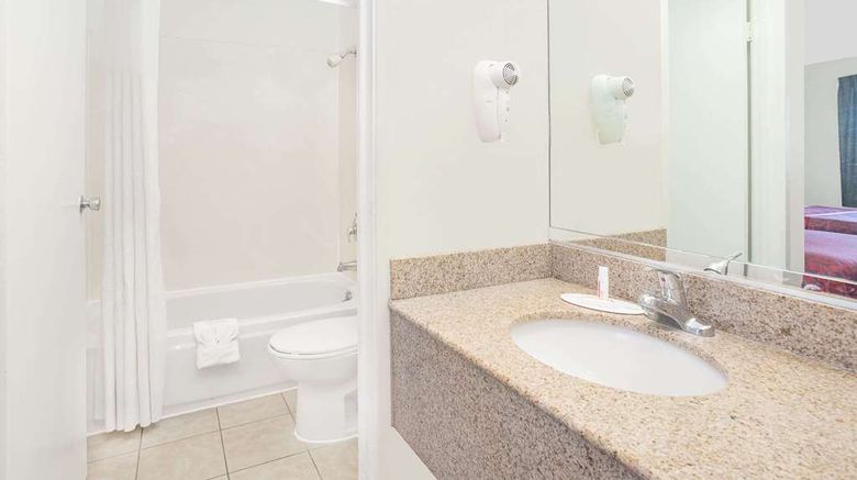 <b>Days Inn Turlock Room</b>. Images powered by <a href="https://iceportal.shijigroup.com/" title="IcePortal" target="_blank">IcePortal</a>.