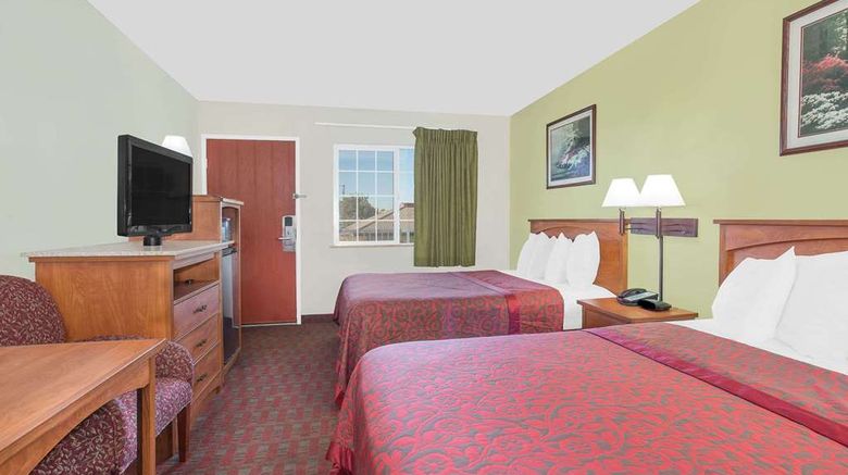 <b>Days Inn Turlock Room</b>. Images powered by <a href="https://iceportal.shijigroup.com/" title="IcePortal" target="_blank">IcePortal</a>.